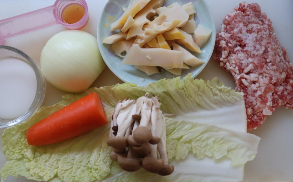 ホットクックで作る離乳食：八宝菜の材料